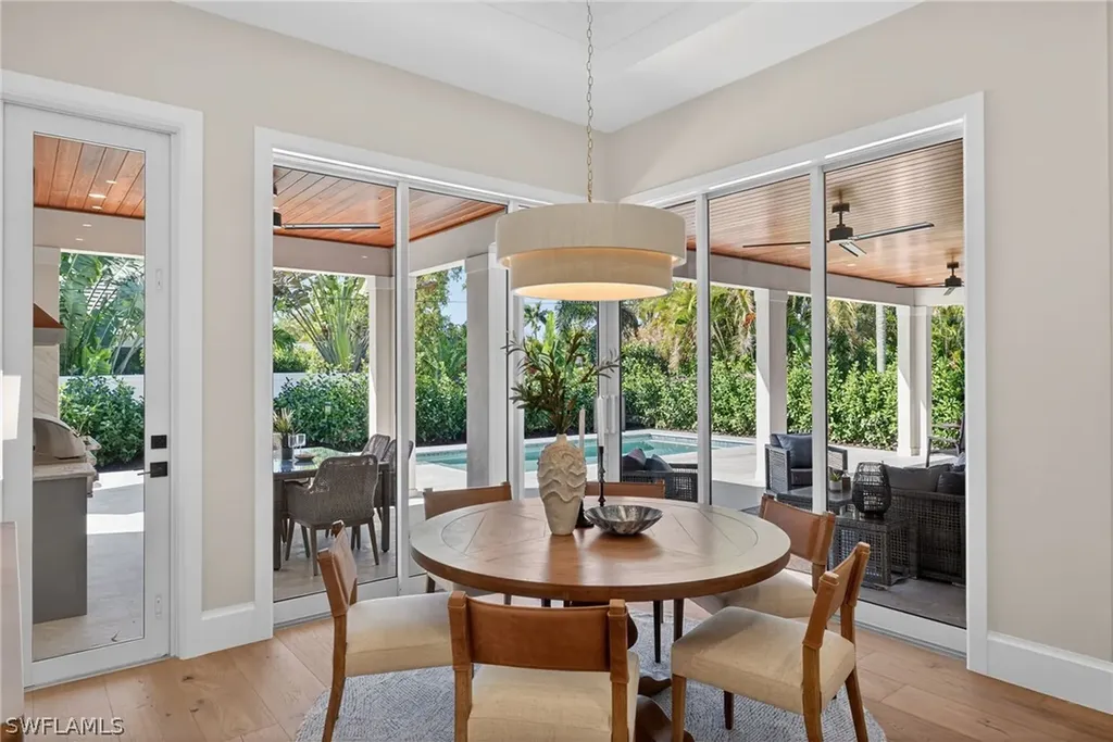 766 95th Avenue N Naples FL 34108