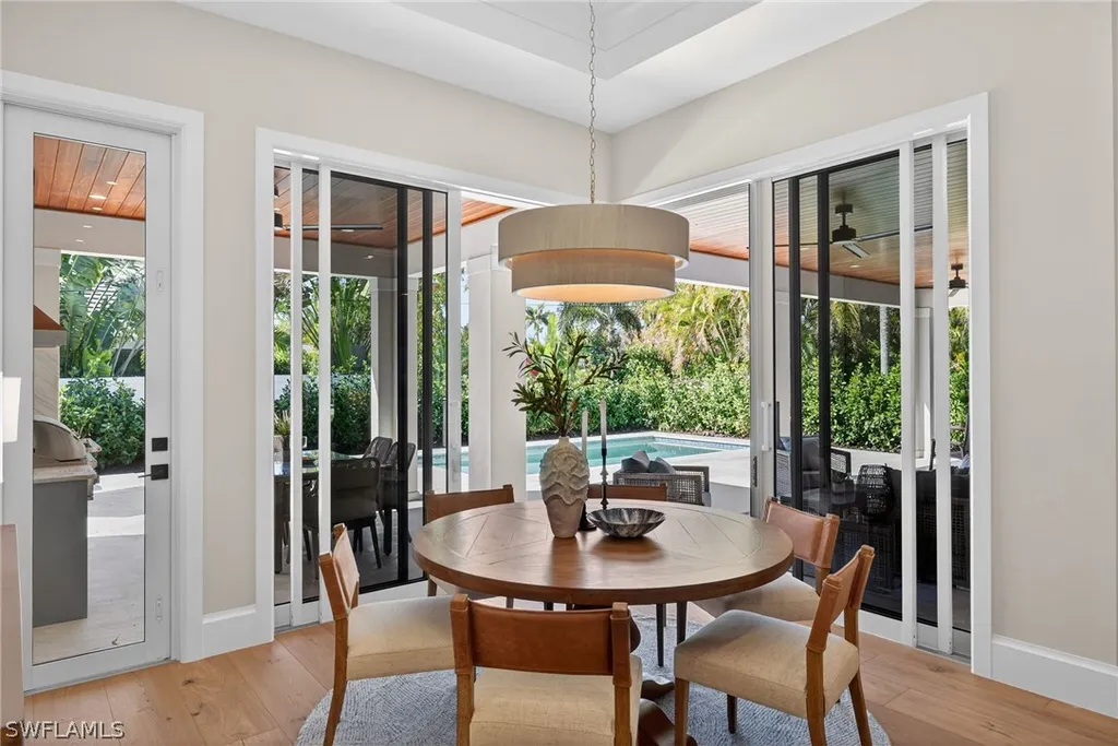 766 95th Avenue N Naples FL 34108