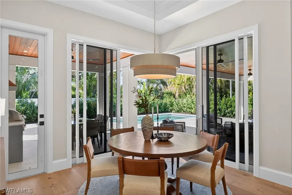 766 95th Avenue N Naples FL 34108