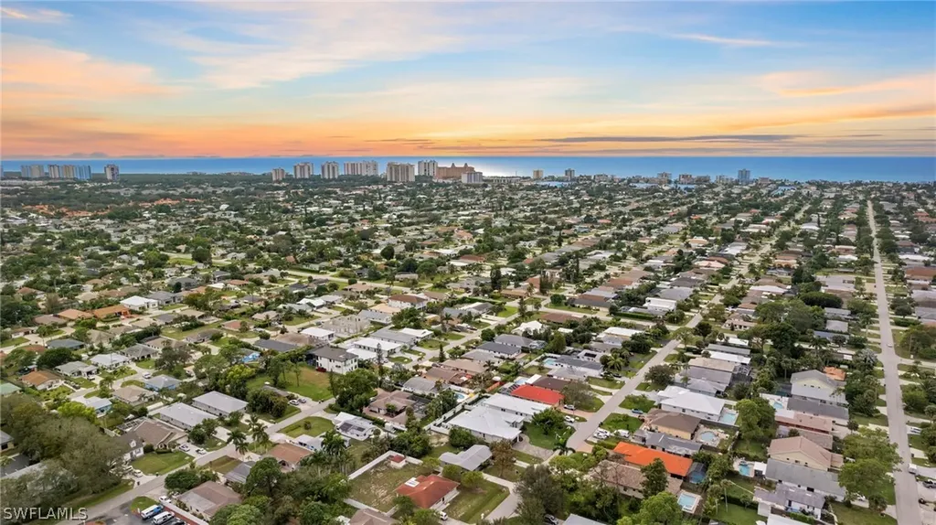 766 95th Avenue N Naples FL 34108