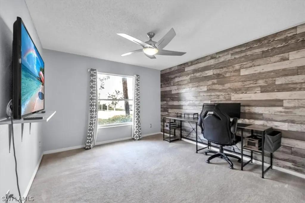 716 Landover Circle Naples FL 34104