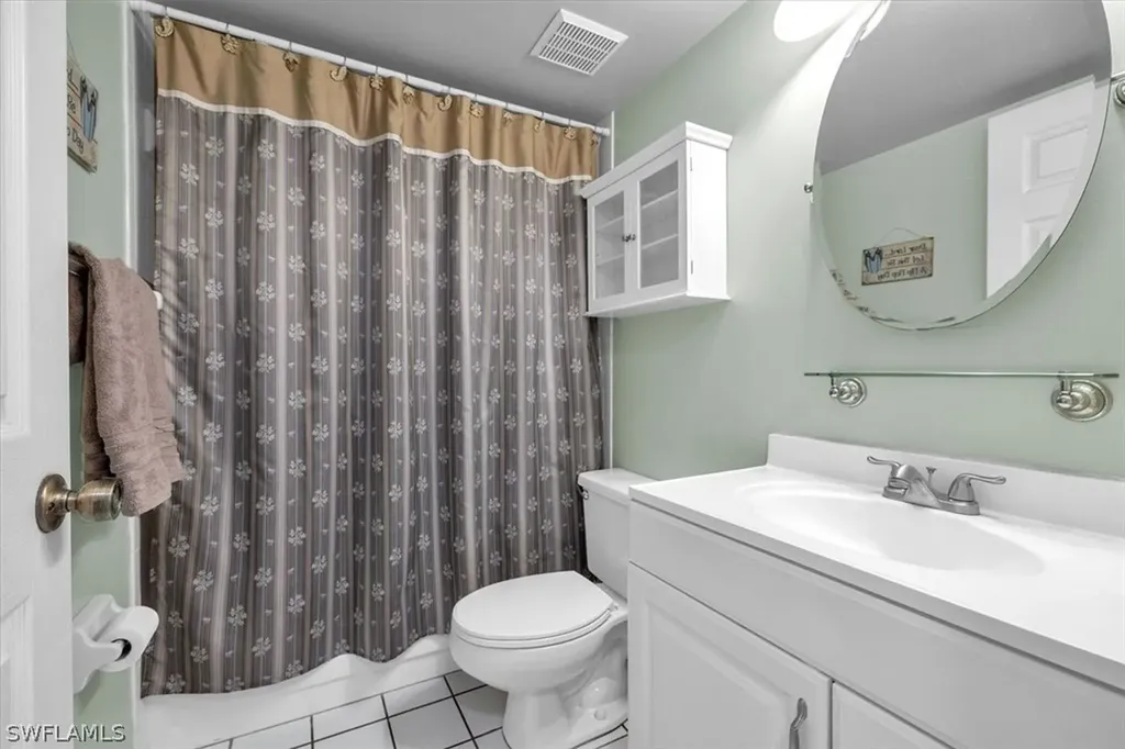 716 Landover Circle Naples FL 34104