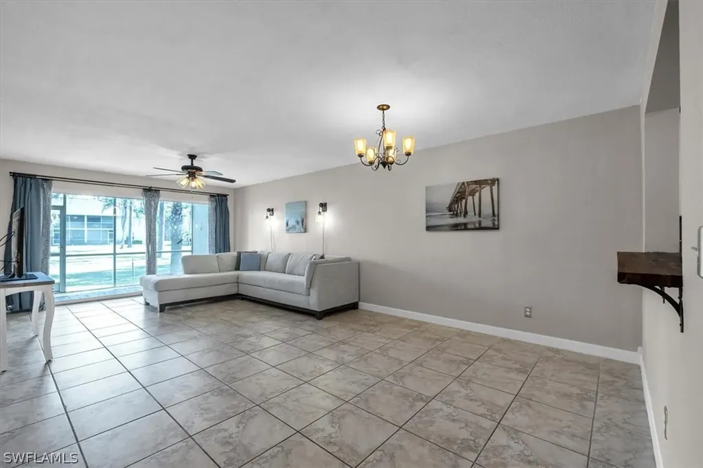 716 Landover Circle Naples FL 34104