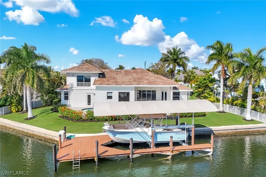 316 Waterleaf Court Marco Island FL 34145
