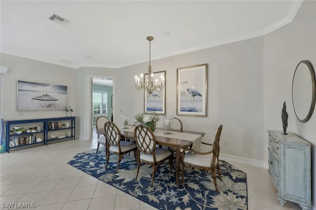 5012 Maxwell Circle Naples FL 34105