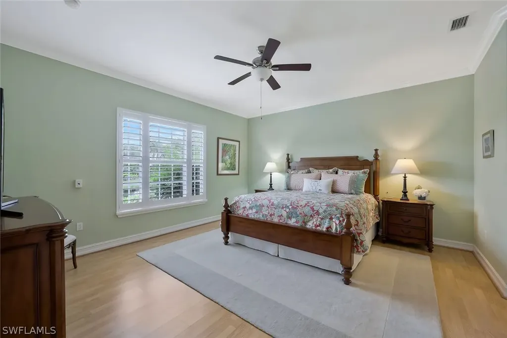 5012 Maxwell Circle Naples FL 34105