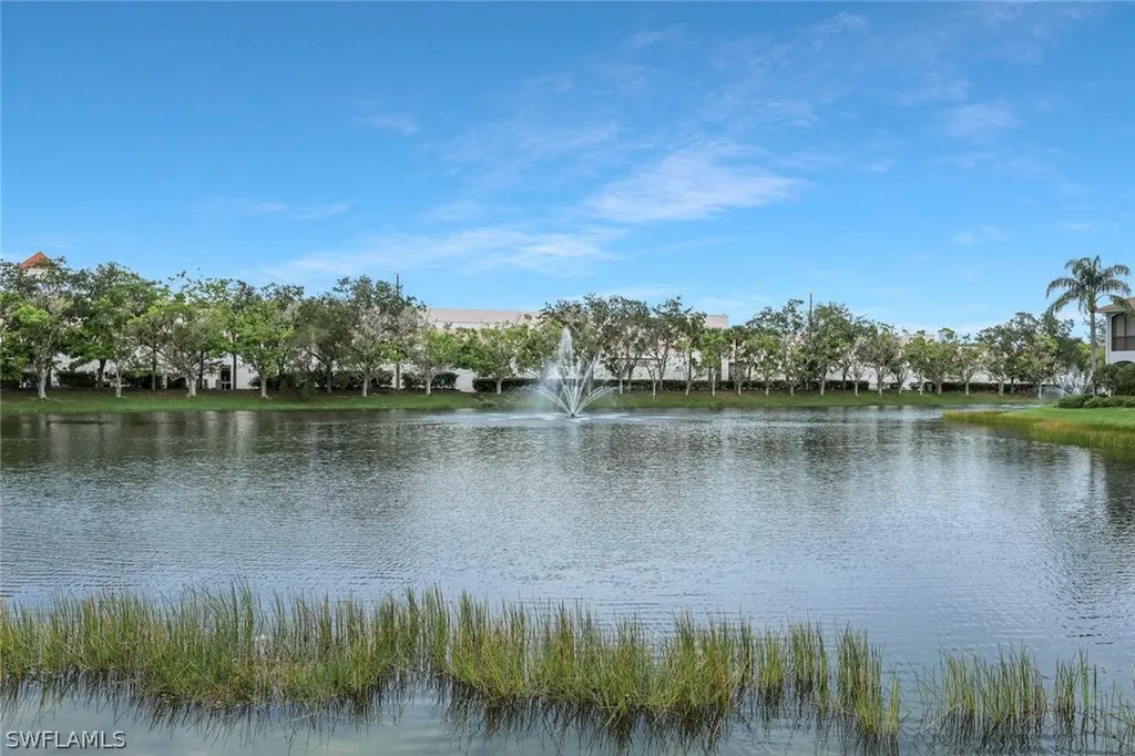 5012 Maxwell Circle Naples FL 34105