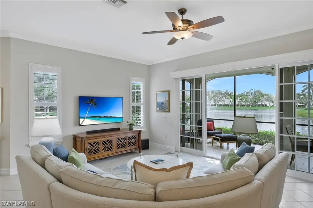 5012 Maxwell Circle Naples FL 34105