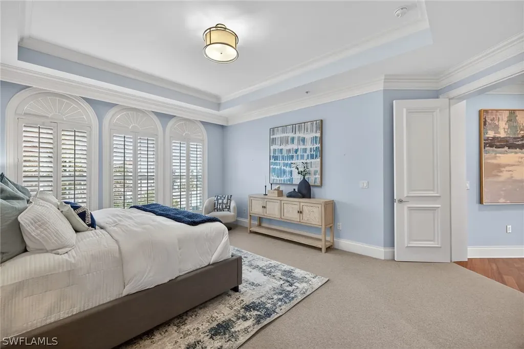 625 5th Avenue S Naples FL 34102
