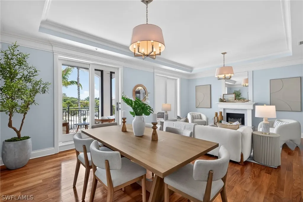 625 5th Avenue S Naples FL 34102