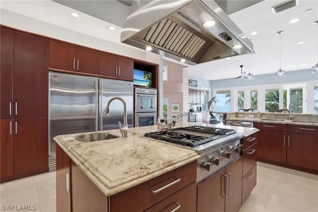 211 Kingfisher Drive Captiva FL 33924