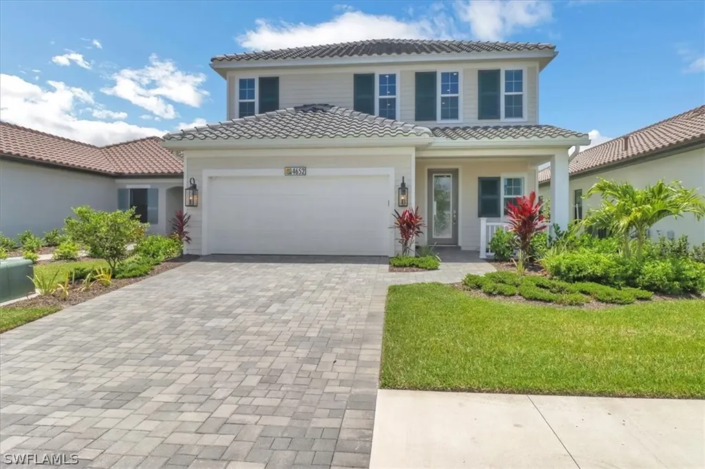 4652 Centaurus Circle Naples FL 34120
