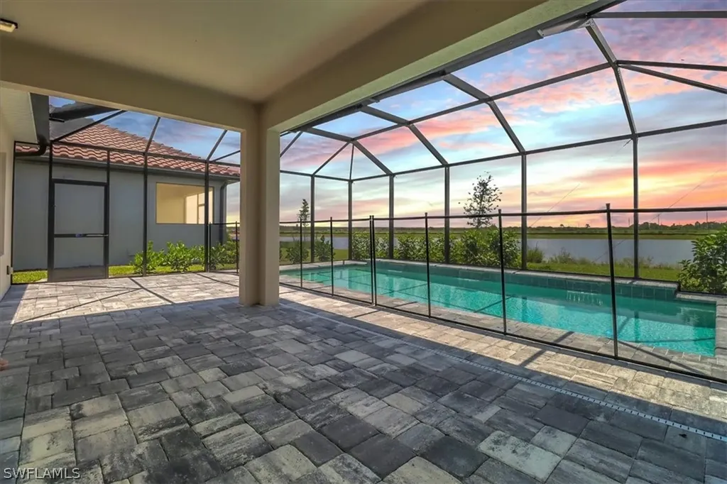 4652 Centaurus Circle Naples FL 34120