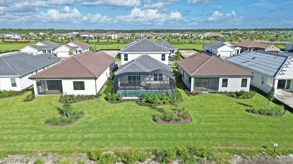 4652 Centaurus Circle Naples FL 34120