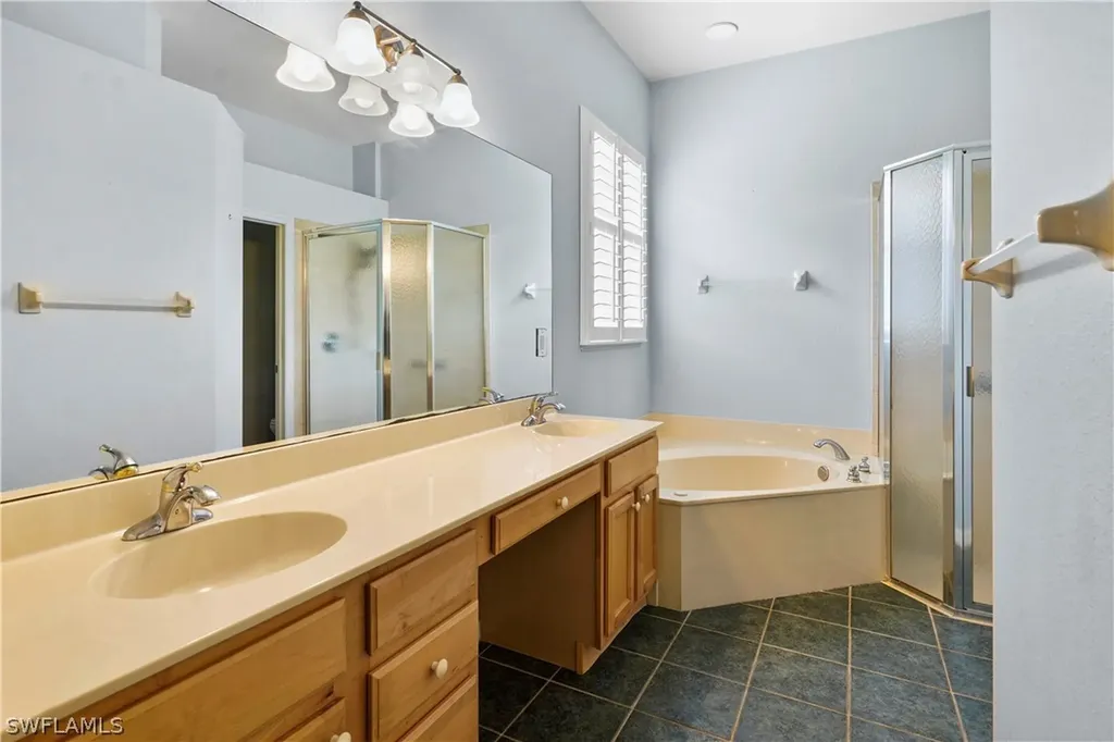 6522 Waverly Green Way Naples FL 34110