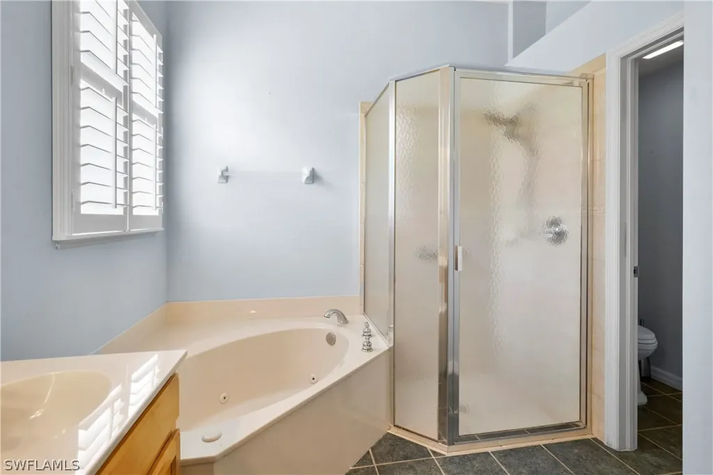 6522 Waverly Green Way Naples FL 34110