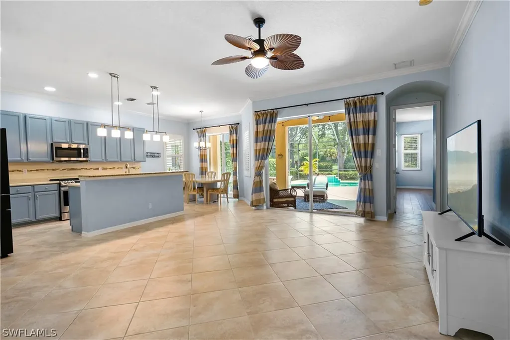 6522 Waverly Green Way Naples FL 34110