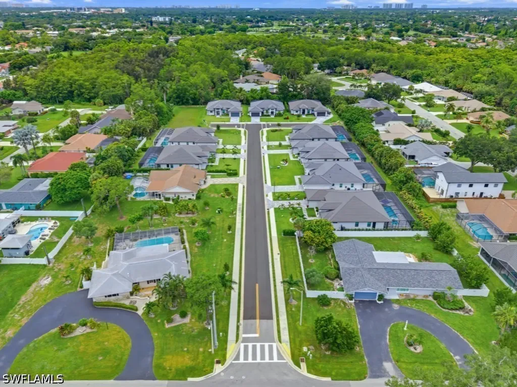 67 Willowick Drive Naples FL 34110