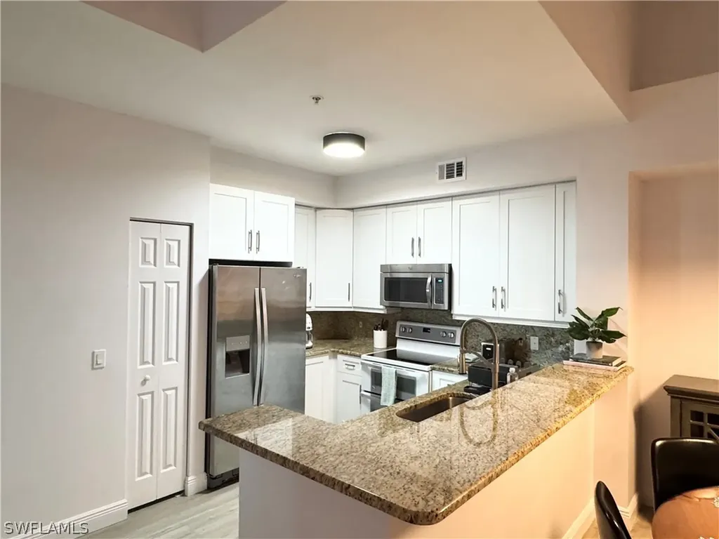 1190 Reserve Way Naples FL 34105