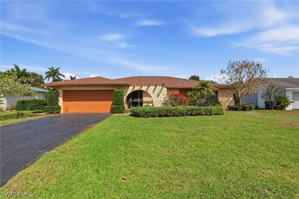 135 Pebble Beach Boulevard Naples FL 34113