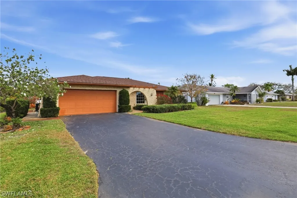 135 Pebble Beach Boulevard Naples FL 34113