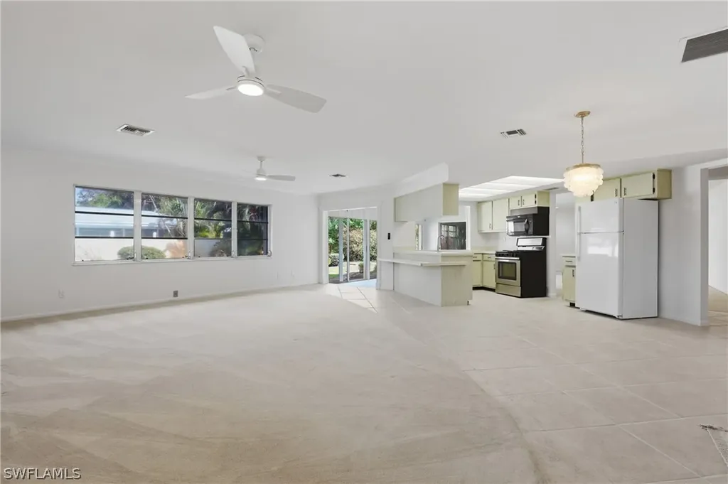 135 Pebble Beach Boulevard Naples FL 34113