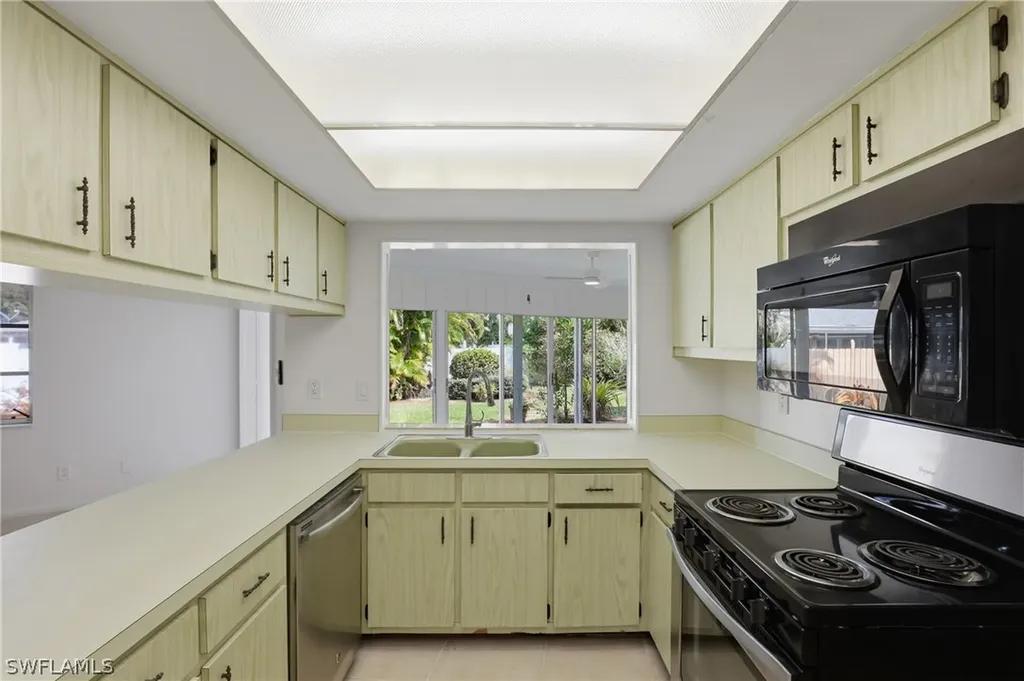135 Pebble Beach Boulevard Naples FL 34113