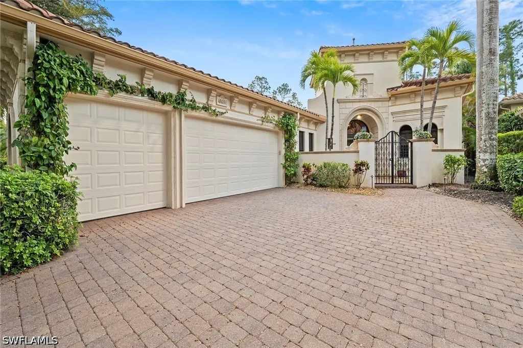 18071 Lagos Way Naples FL 34110