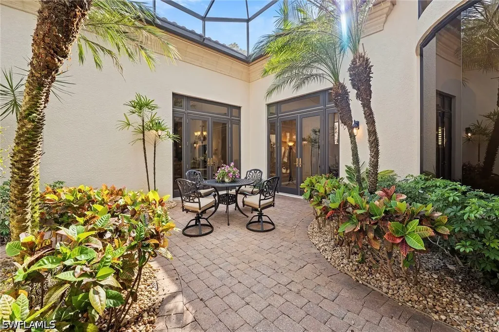 18071 Lagos Way Naples FL 34110