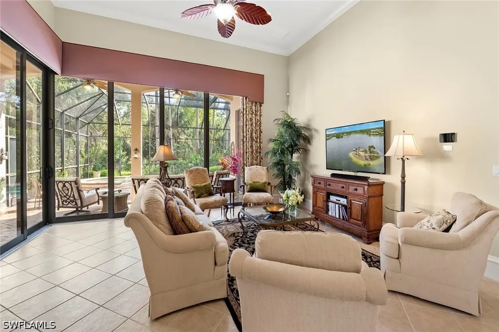 18071 Lagos Way Naples FL 34110