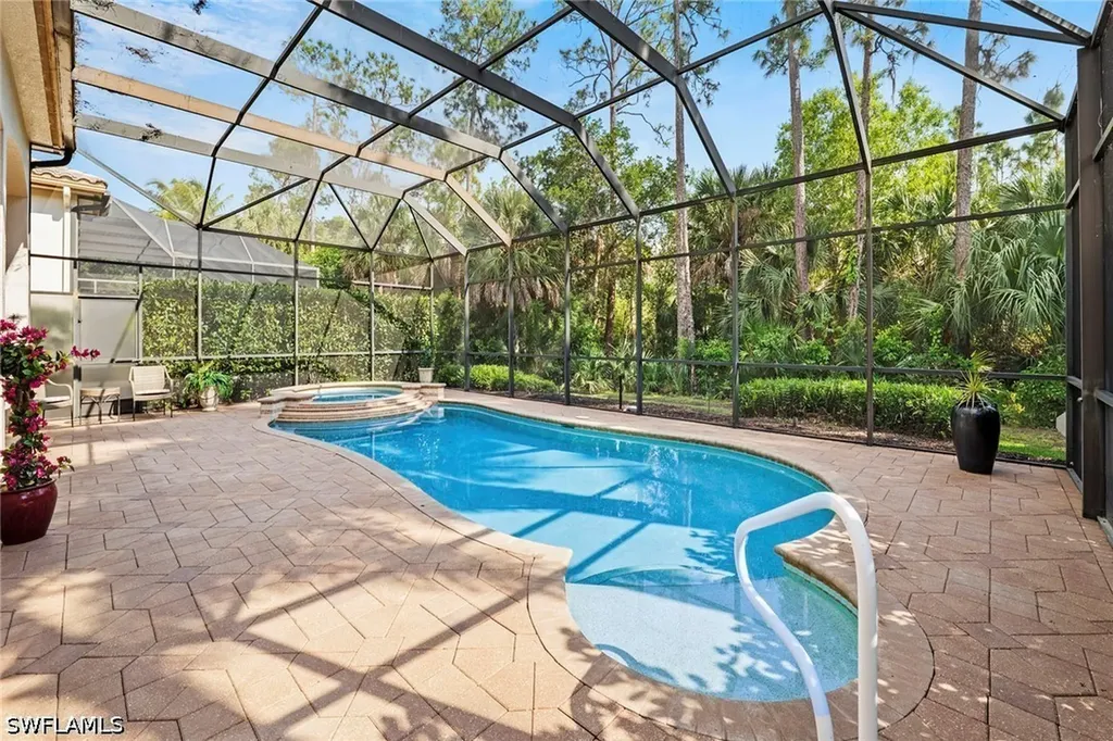 18071 Lagos Way Naples FL 34110