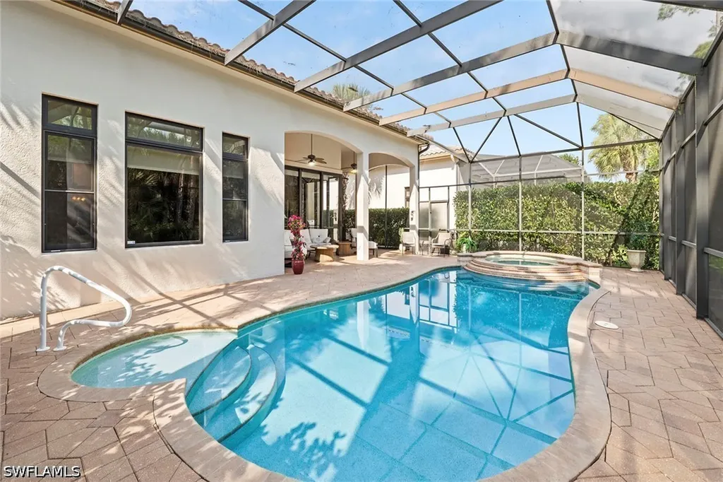 18071 Lagos Way Naples FL 34110