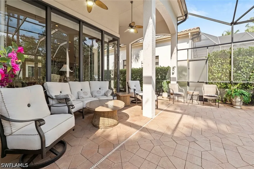18071 Lagos Way Naples FL 34110
