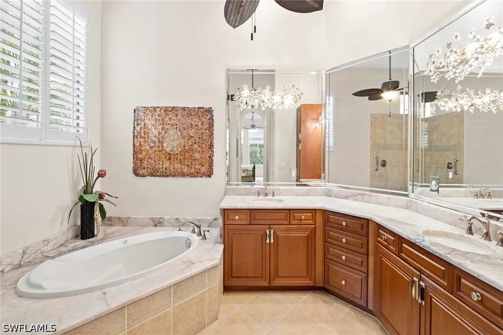 18071 Lagos Way Naples FL 34110