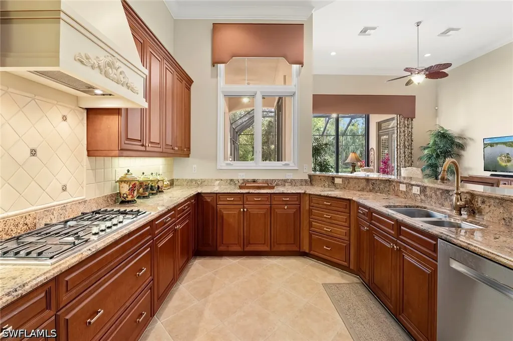 18071 Lagos Way Naples FL 34110