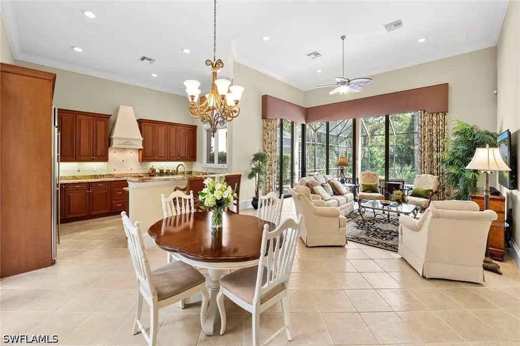 18071 Lagos Way Naples FL 34110