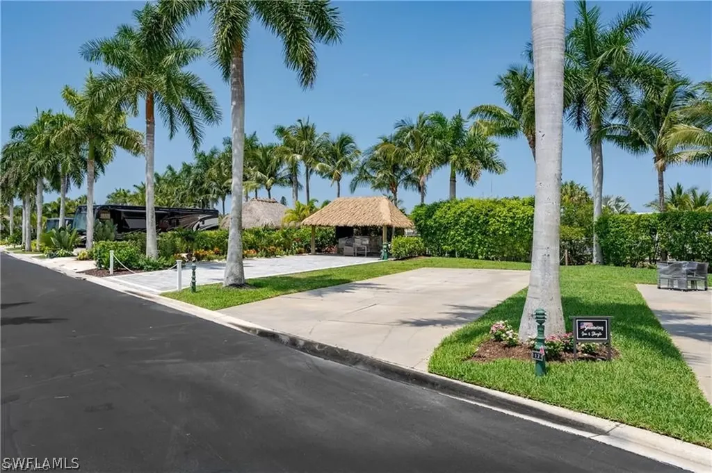 13375 Snook Circle Naples FL 34114