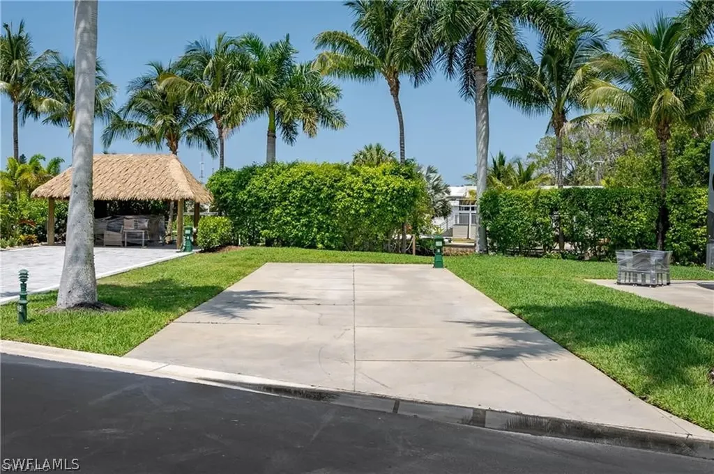 13375 Snook Circle Naples FL 34114