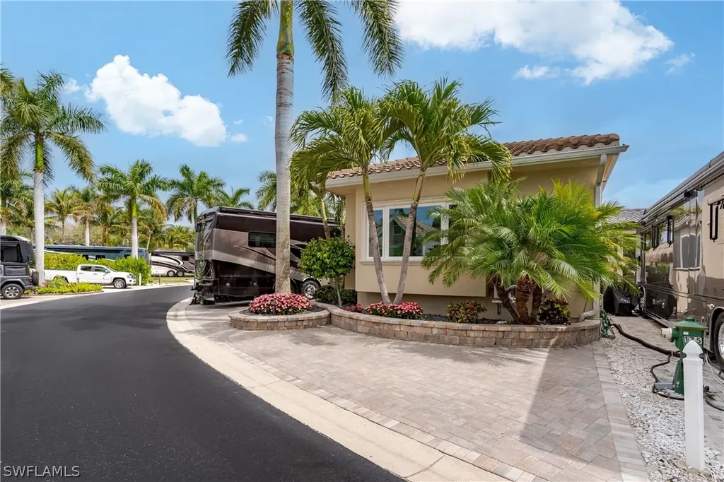 13410 Snook Circle Naples FL 34114