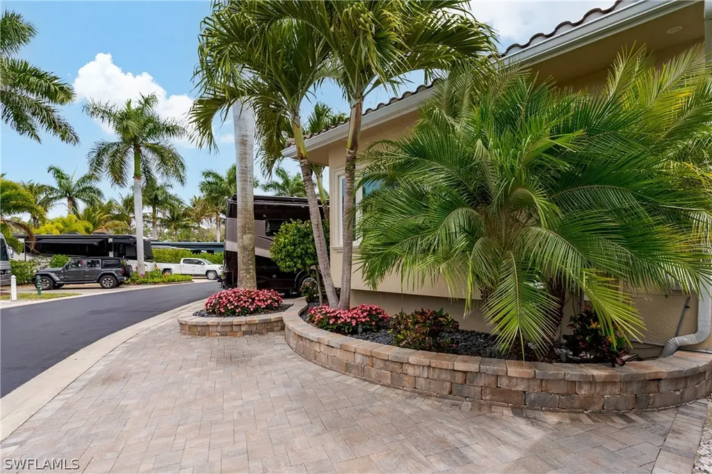 13410 Snook Circle Naples FL 34114