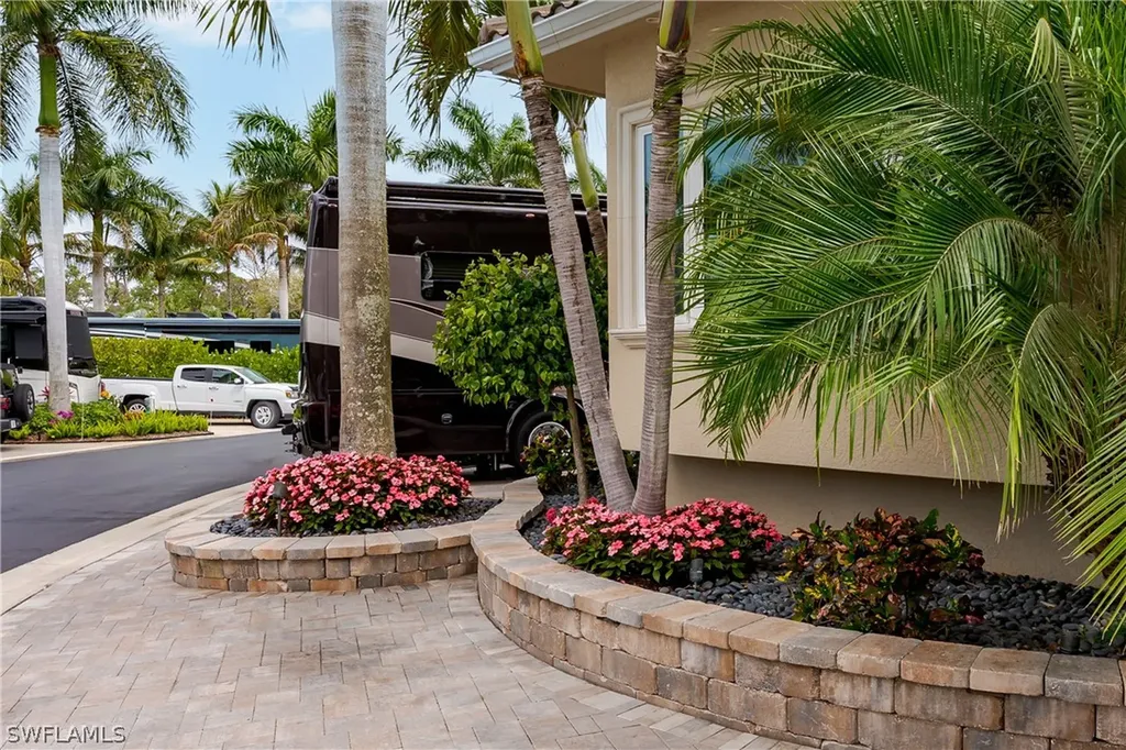 13410 Snook Circle Naples FL 34114