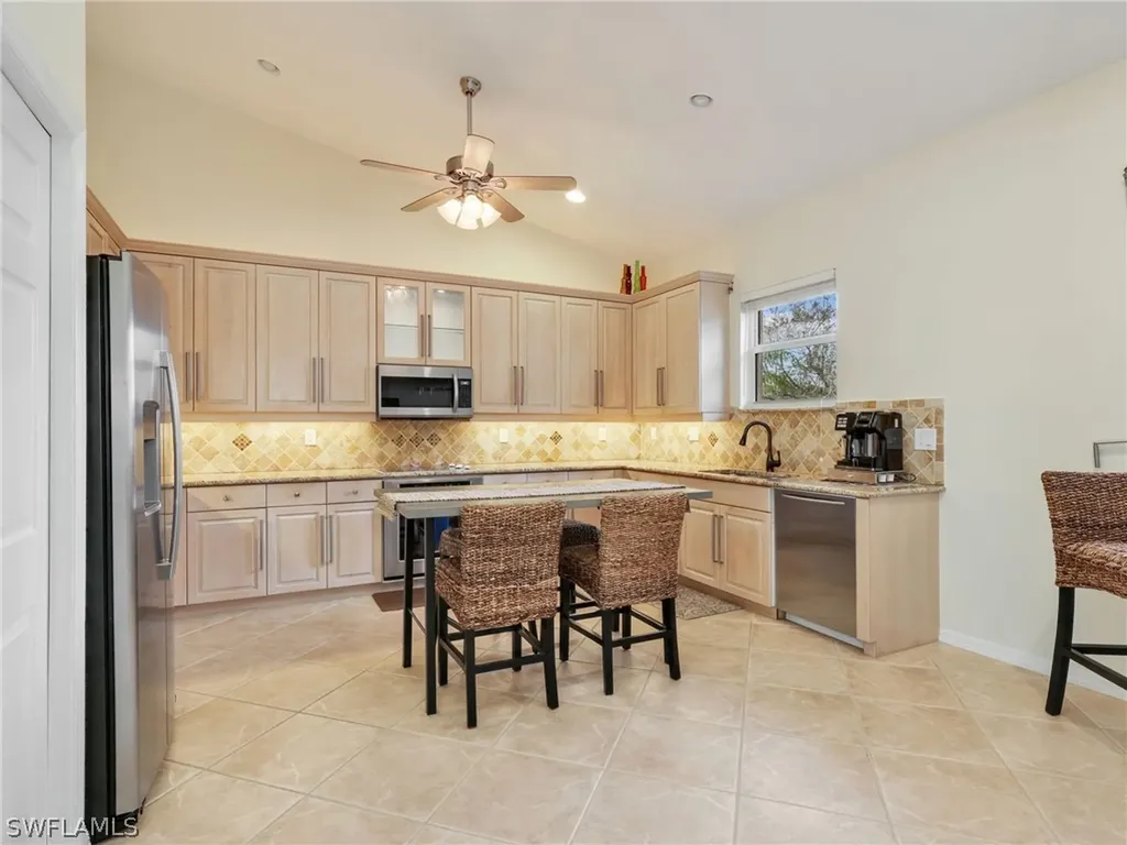 2590 Marshcreek Lane Naples FL 34119