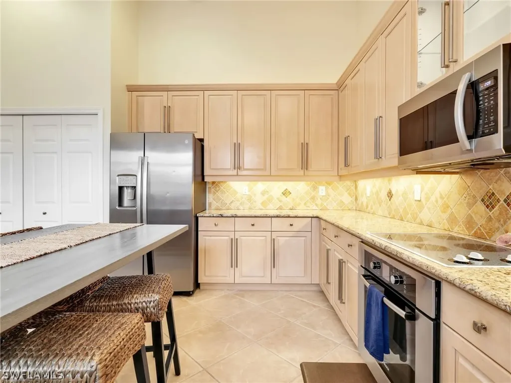 2590 Marshcreek Lane Naples FL 34119