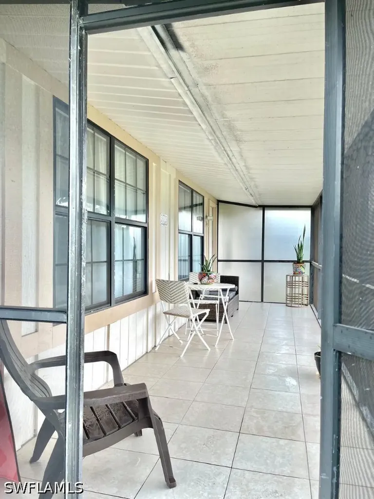 5385 Treetops Drive Naples FL 34113