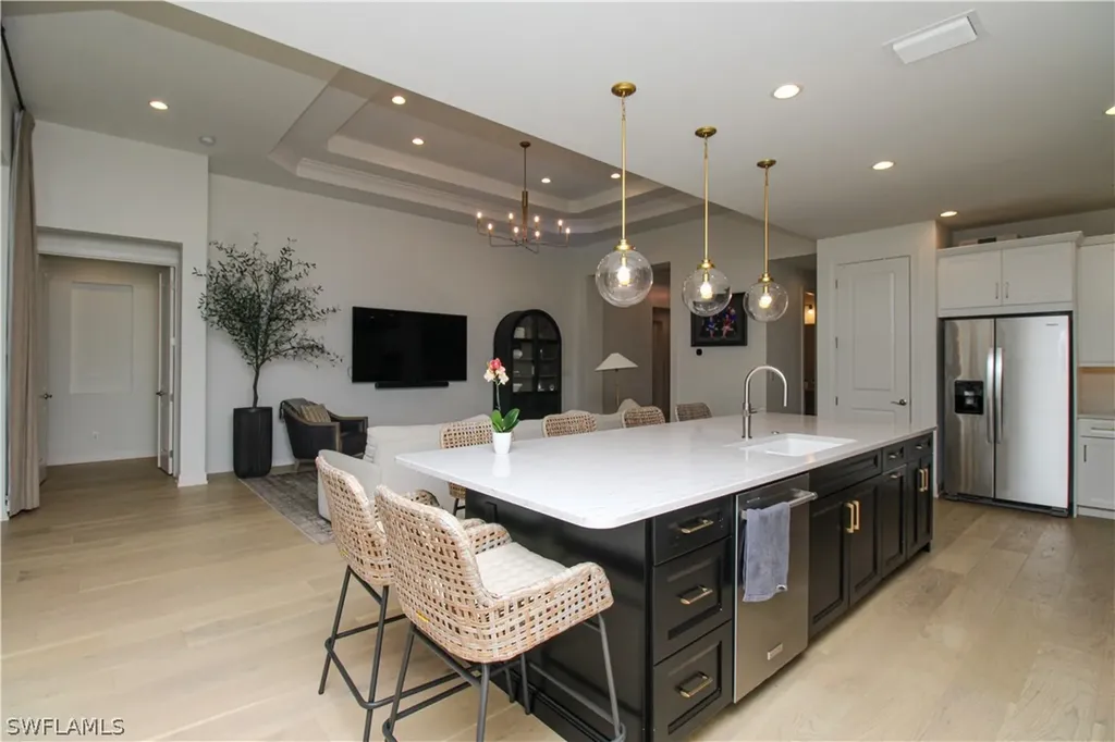 9241 Cayman Drive Naples FL 34114