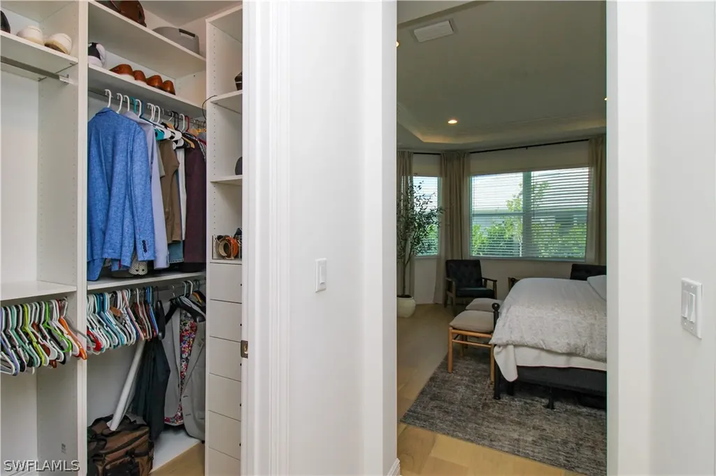 9241 Cayman Drive Naples FL 34114