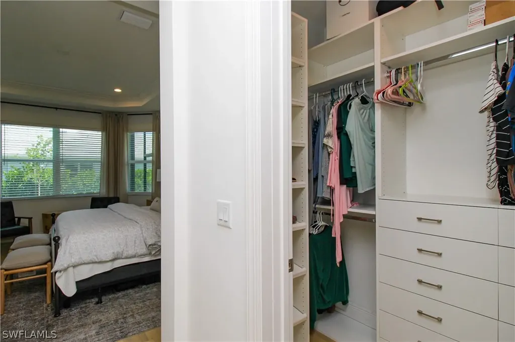 9241 Cayman Drive Naples FL 34114