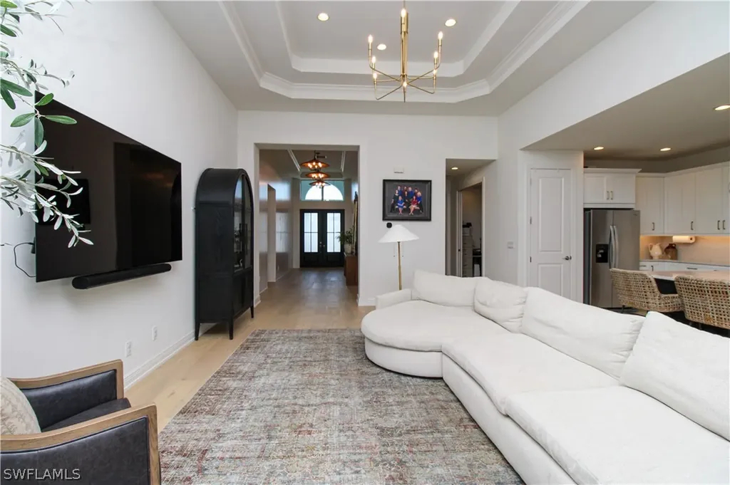 9241 Cayman Drive Naples FL 34114