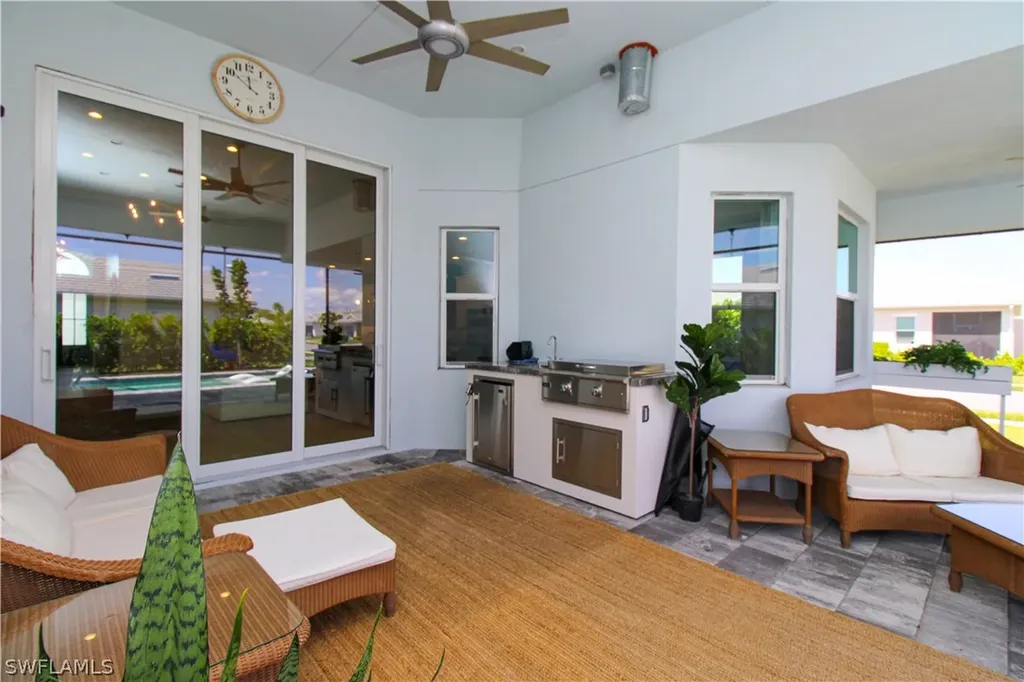 9241 Cayman Drive Naples FL 34114