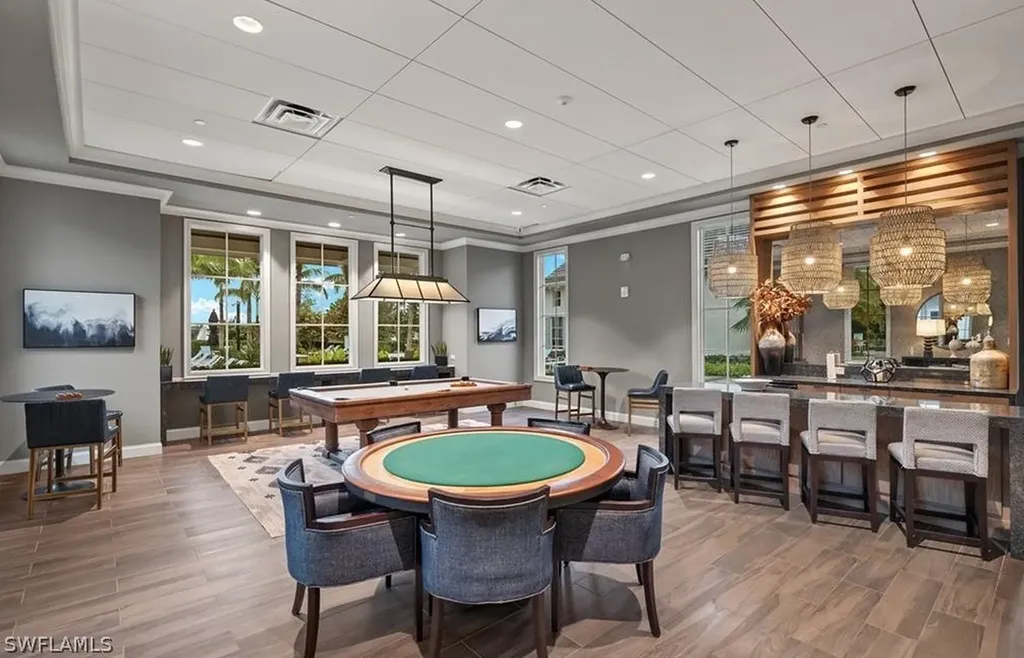 9241 Cayman Drive Naples FL 34114